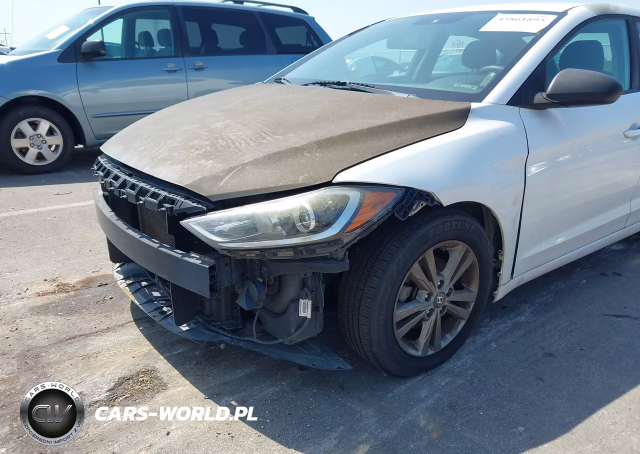 2018 Hyundai Elantra Sel VIN:5NPD84LFXJH213382 - 18