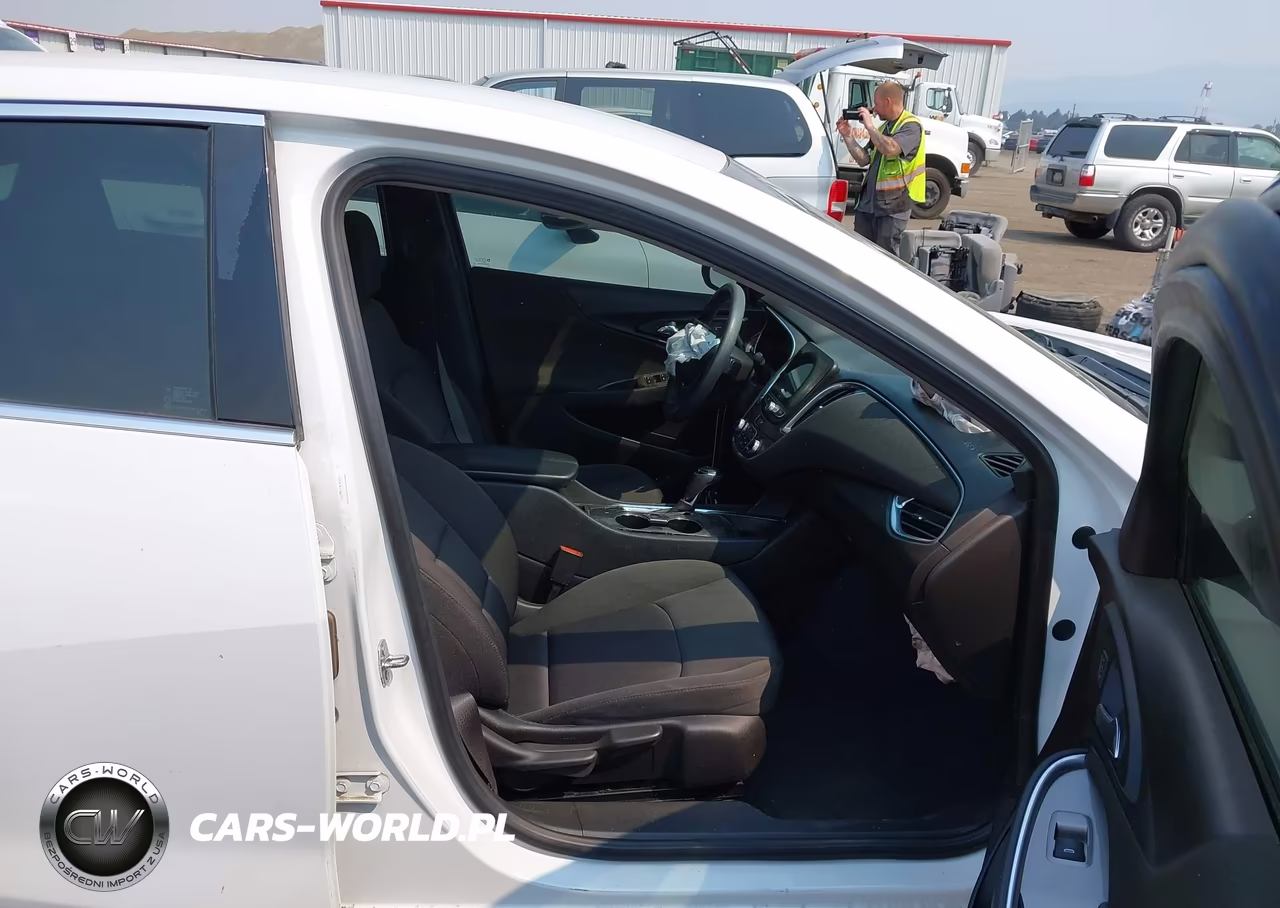 2020 Chevrolet Malibu Fwd Lt VIN:1G1ZD5ST3LF094420 - 5
