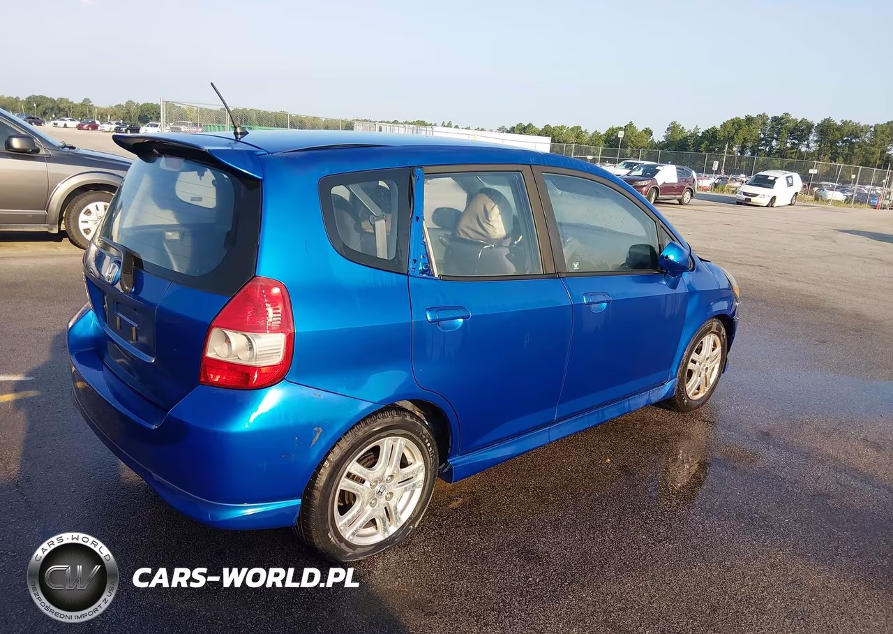 2007 Honda Fit Sport VIN:JHMGD38667S030873 - 4