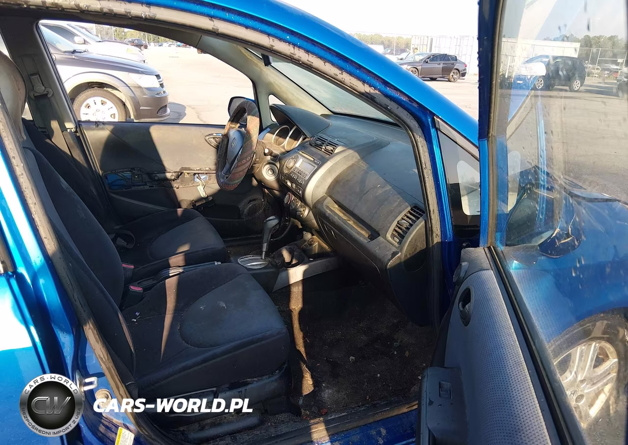 2007 Honda Fit Sport VIN:JHMGD38667S030873 - 5