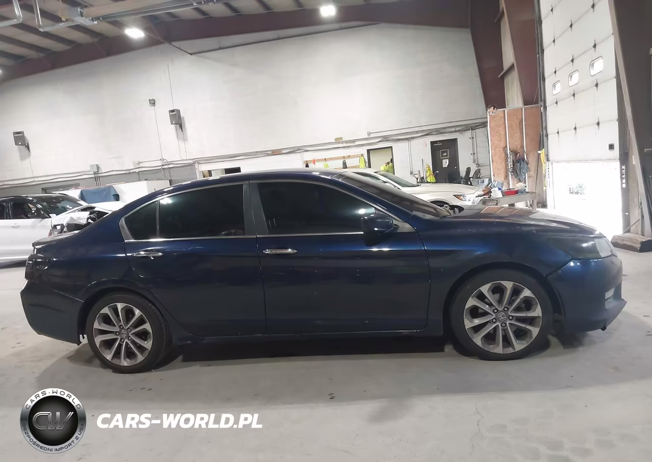 2014 Honda Accord Sport VIN:1HGCR2F54EA131680 - 13