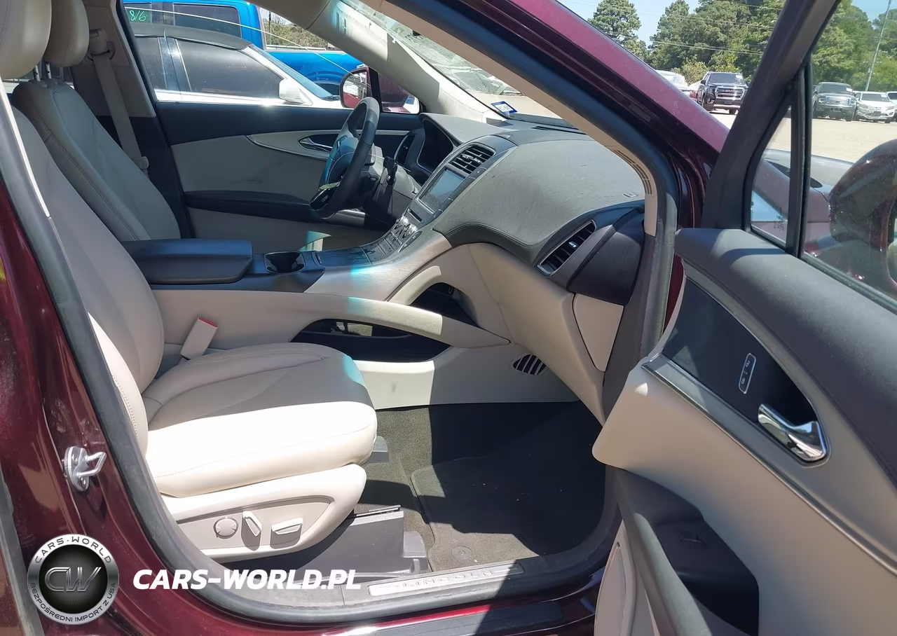 2019 Lincoln Nautilus Standard VIN:2LMPJ6J9XKBL45971 - 5