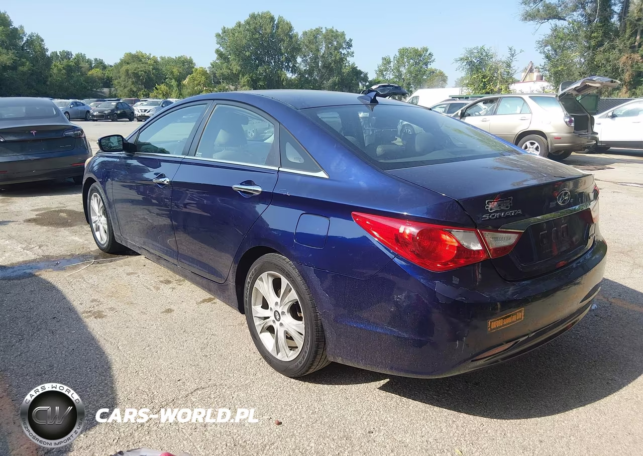 2013 Hyundai Sonata Limited VIN:5NPEC4AC9DH664237 - 3