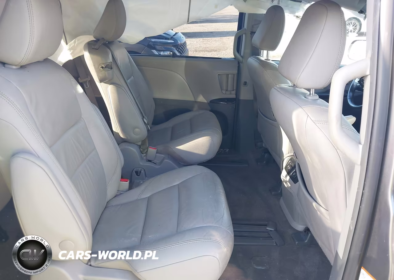 2018 Toyota Sienna Xle 8-Passenger VIN:5TDYZ3DC4JS942498 - 8