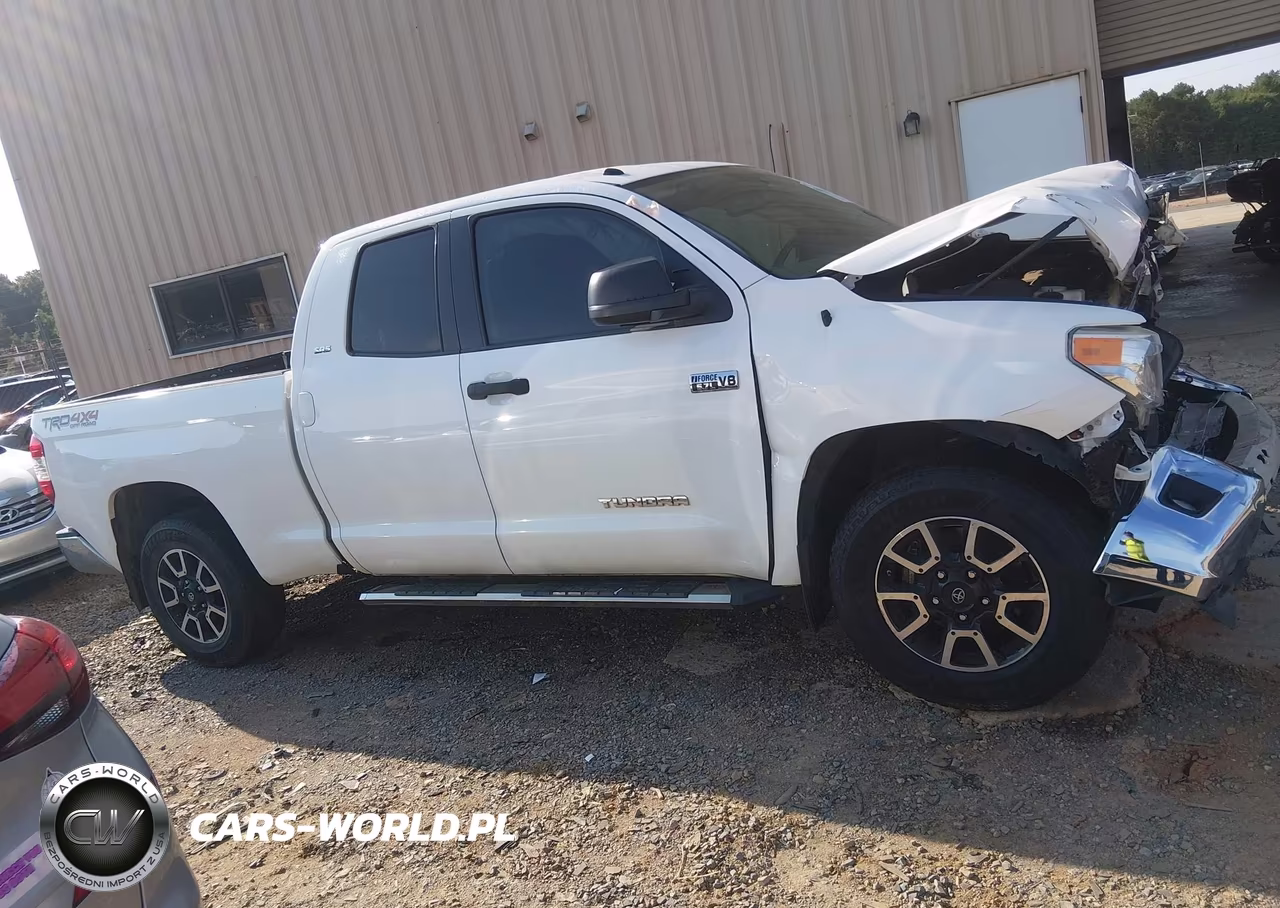 2017 Toyota Tundra Sr5 5.7L V8 VIN:5TFUW5F18HX586382 - 13