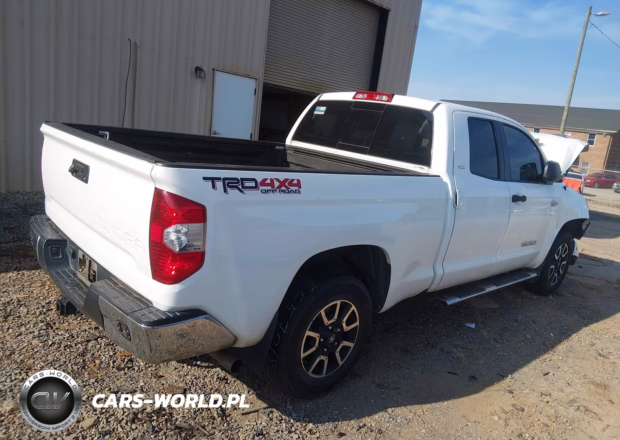 2017 Toyota Tundra Sr5 5.7L V8 VIN:5TFUW5F18HX586382 - 4