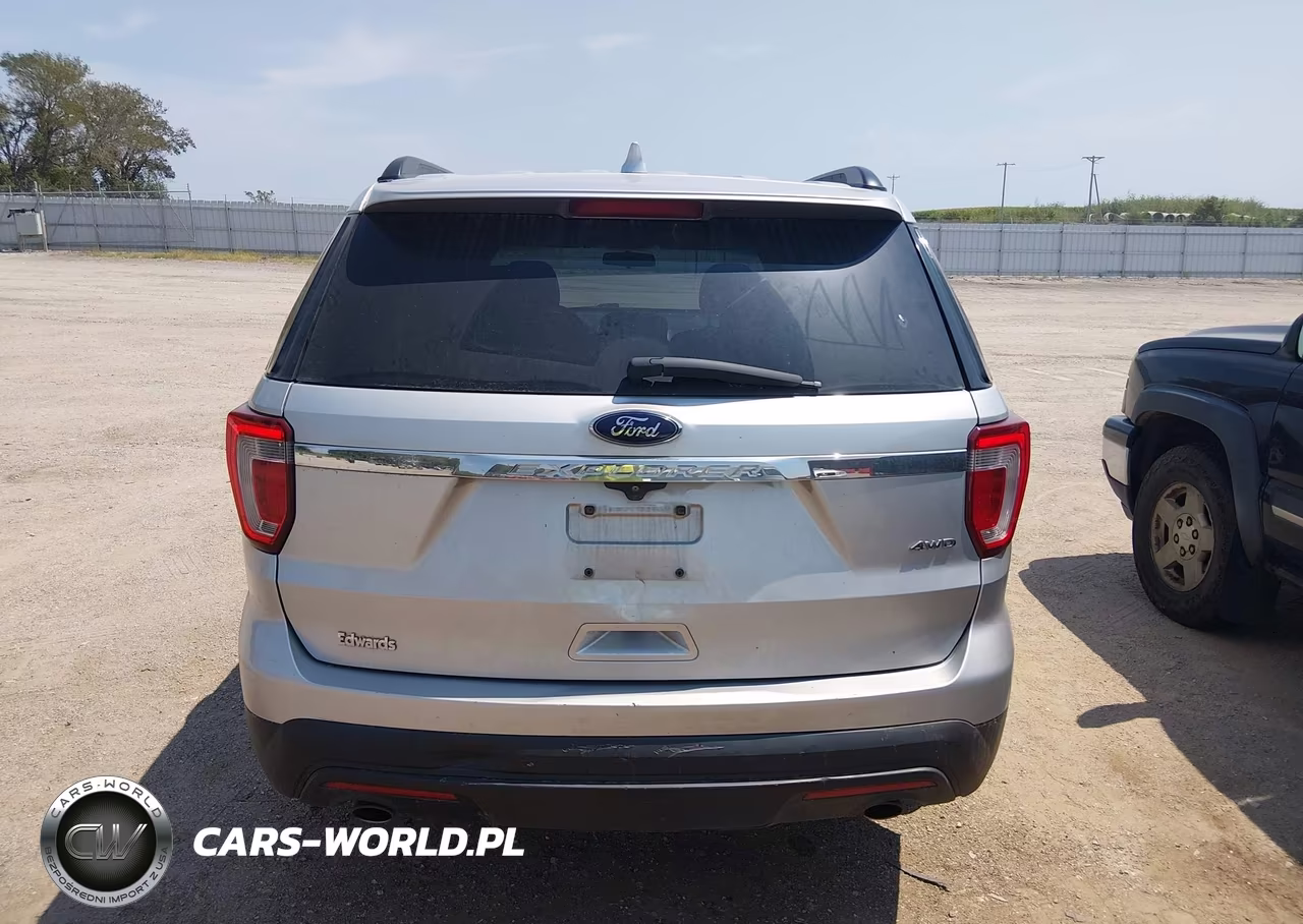 2017 Ford Explorer VIN:1FM5K8B87HGA69302 - 16
