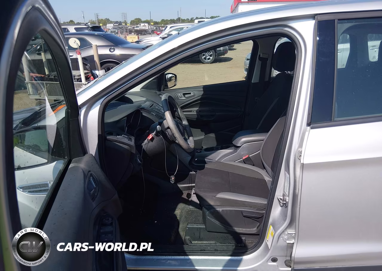 2014 Ford Escape S VIN:1FMCU0F71EUE47096 - 18