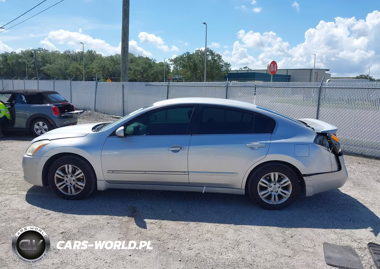 2011 Nissan Altima 2.5 S VIN:1N4AL2APXBN448325 - 14