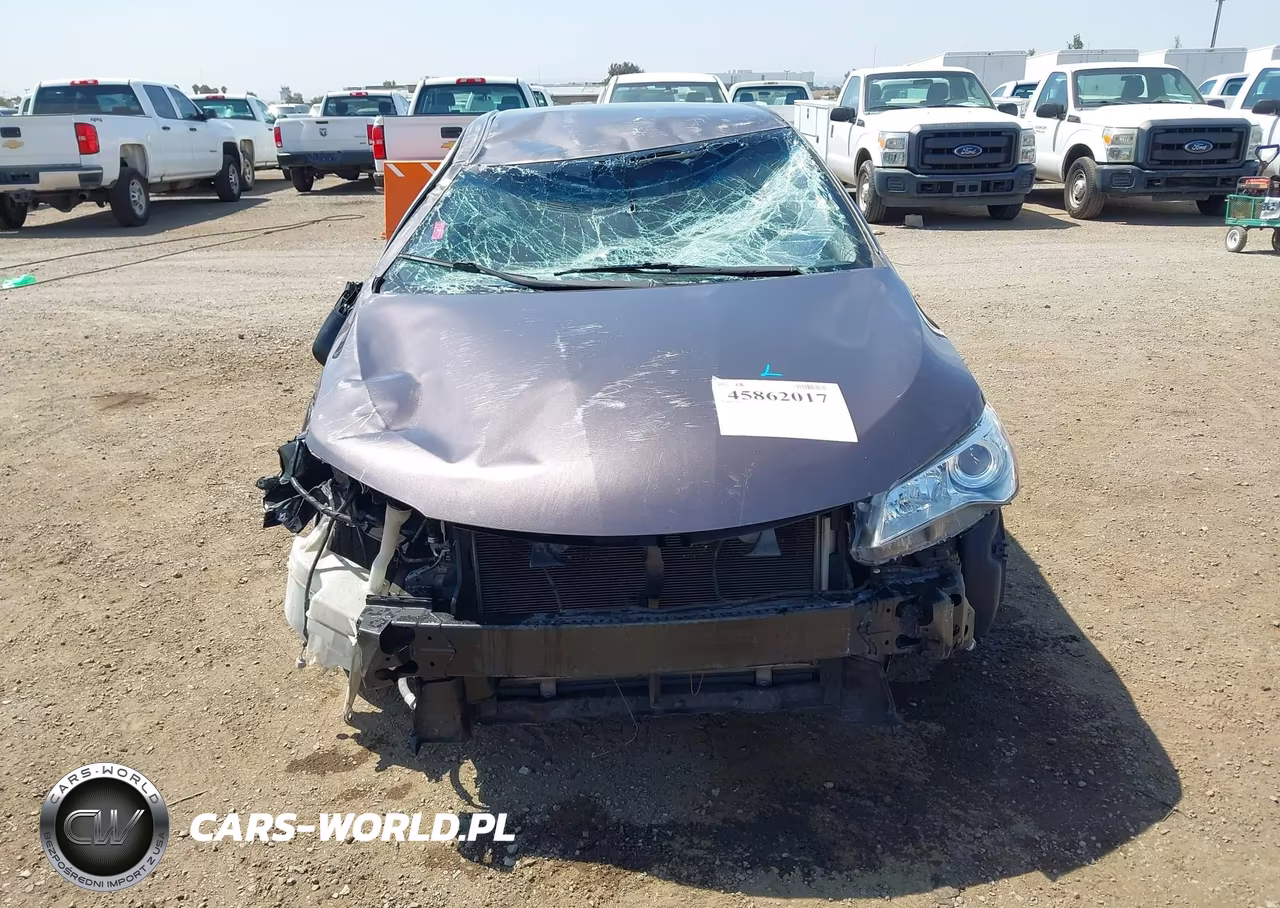 2015 Toyota Camry Le VIN:4T1BF1FK4FU065016 - 13