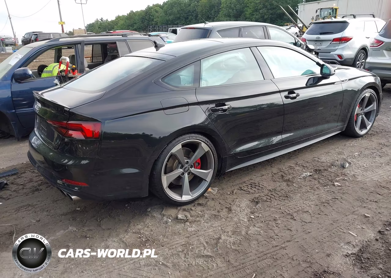 2019 Audi S5 3.0T Premium VIN:WAUB4CF59KA005046 - 4