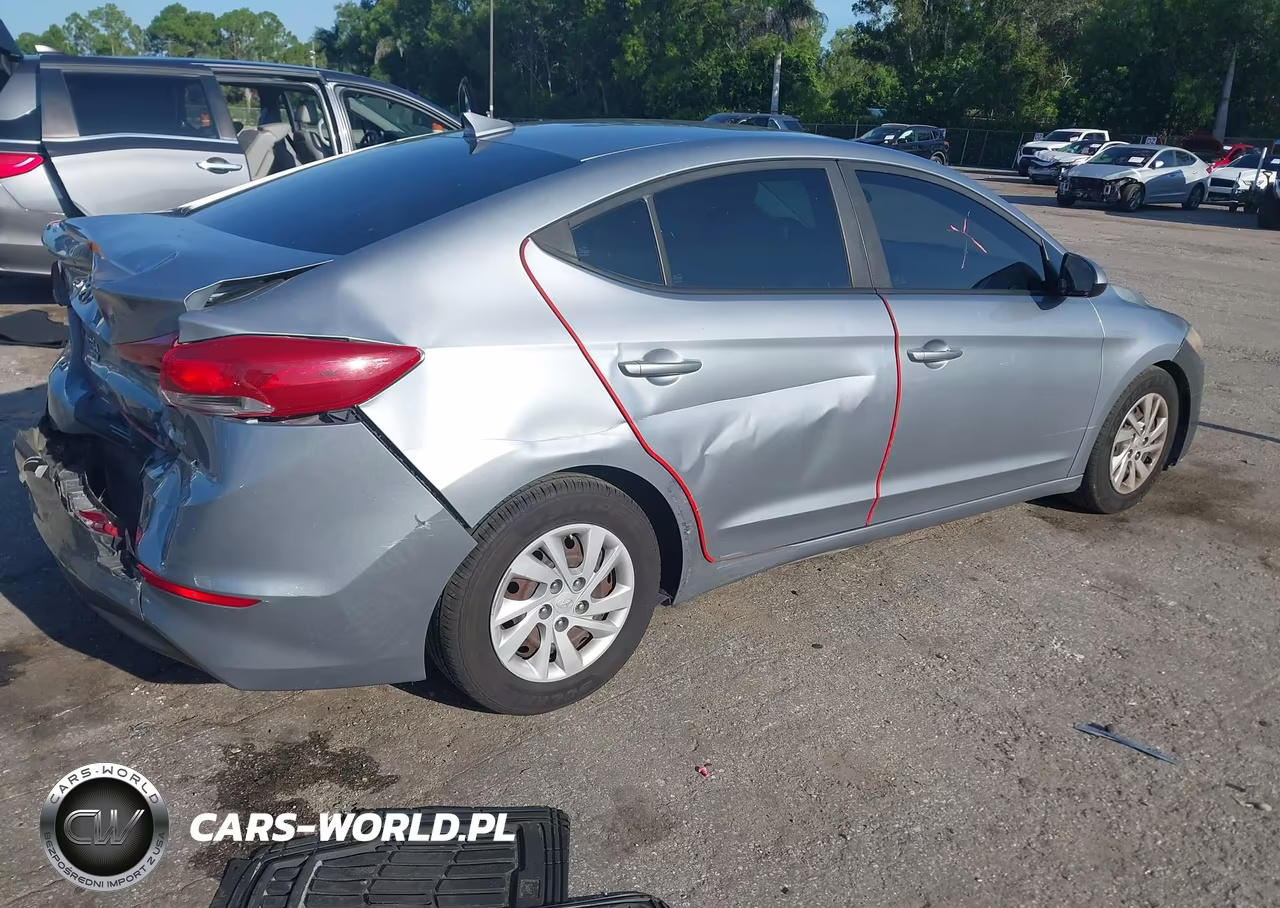 2017 Hyundai Elantra Se VIN:5NPD74LFXHH149549 - 4