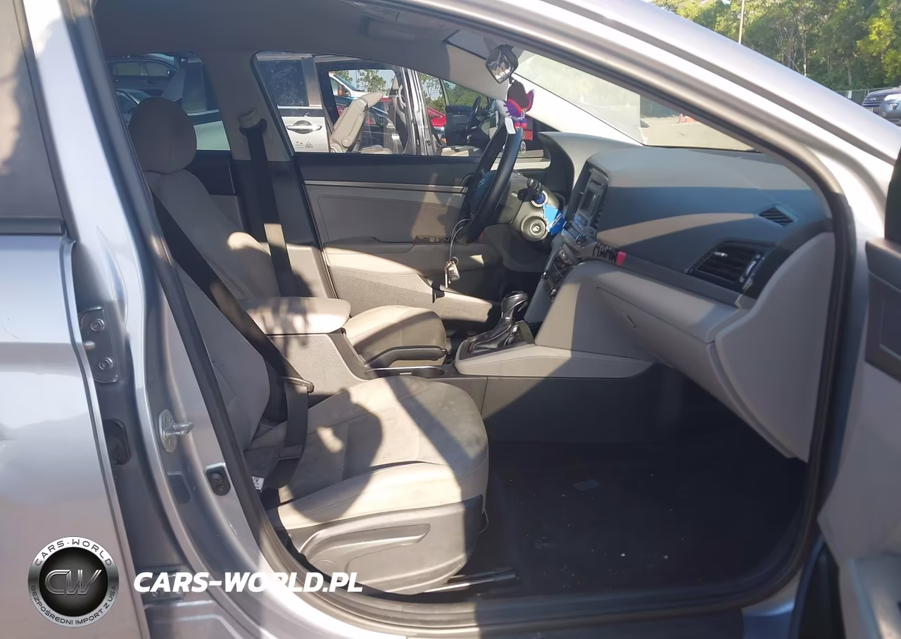 2017 Hyundai Elantra Se VIN:5NPD74LFXHH149549 - 5