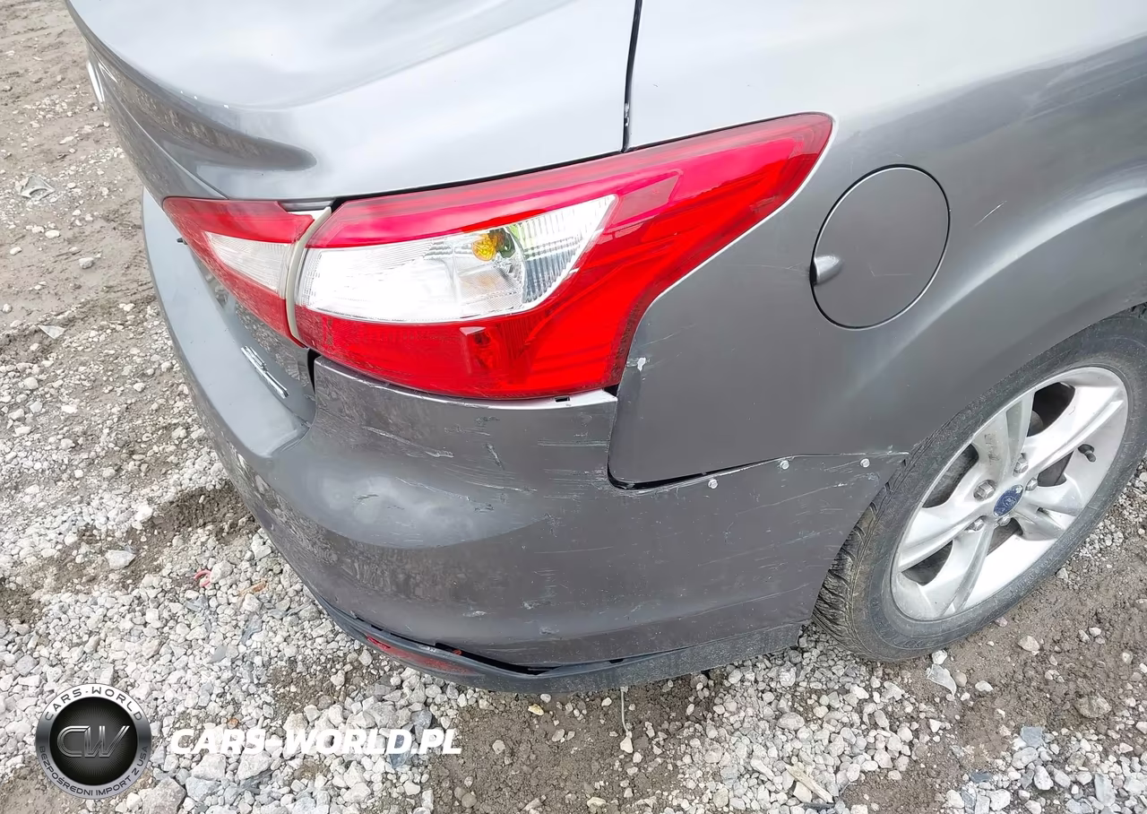 2014 Ford Focus Se VIN:1FADP3F26EL269588 - 6