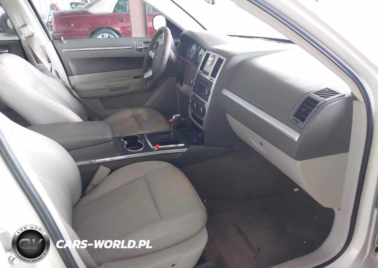 2008 Chrysler 300 Touring VIN:2C3KA53G08H170091 - 5