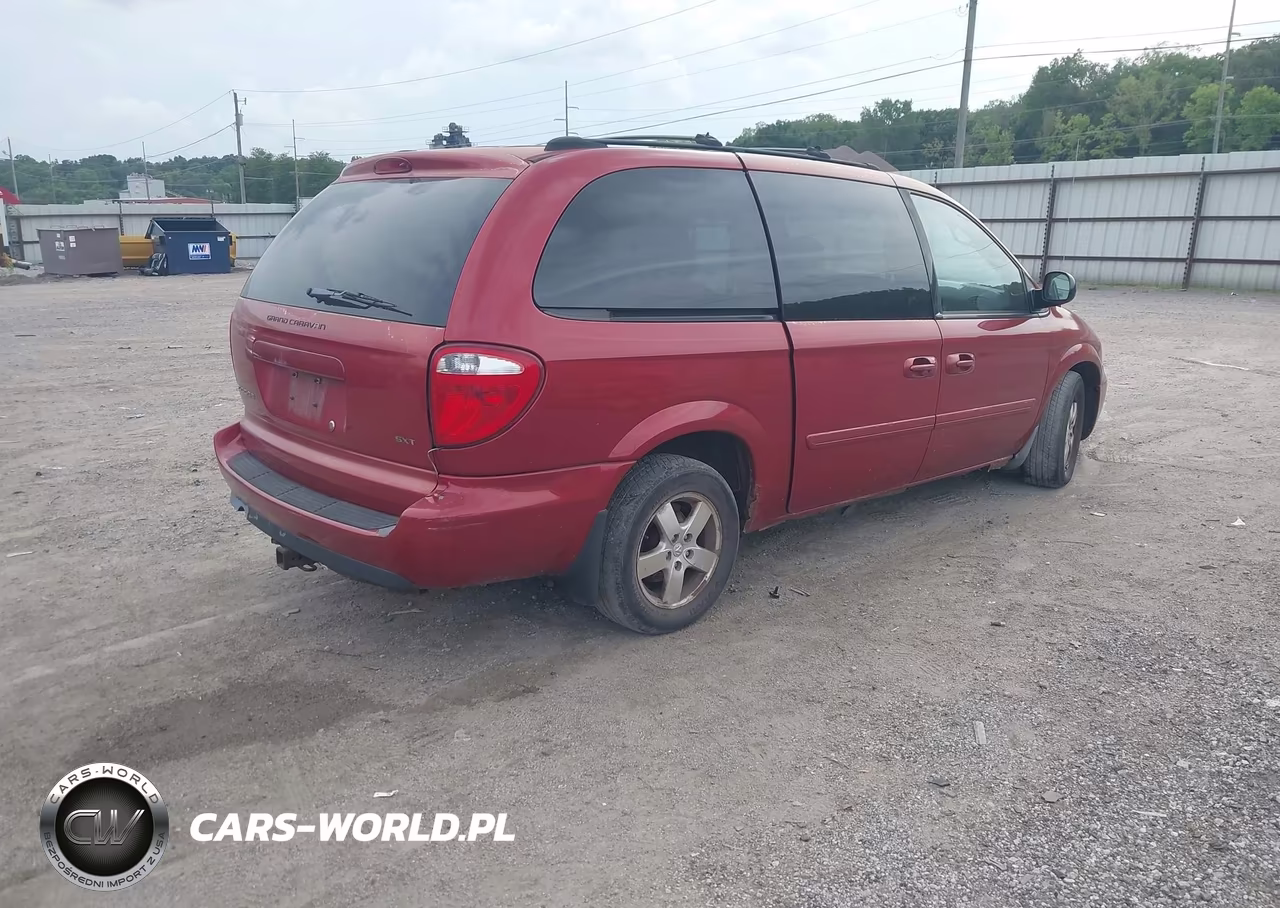 2005 Dodge Grand Caravan Sxt VIN:2D4GP44L35R458377 - 4