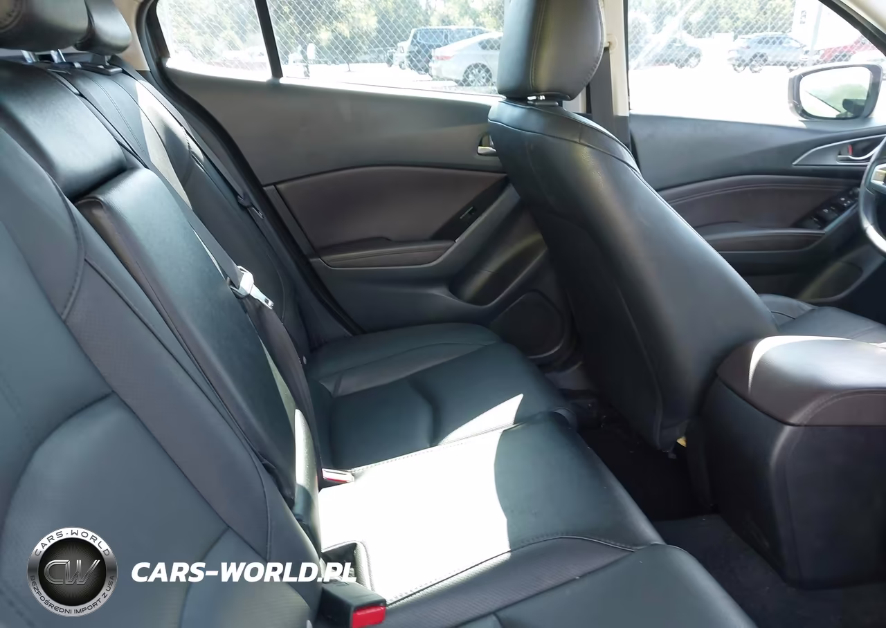 2018 Mazda Mazda3 Grand Touring VIN:3MZBN1M39JM204859 - 8