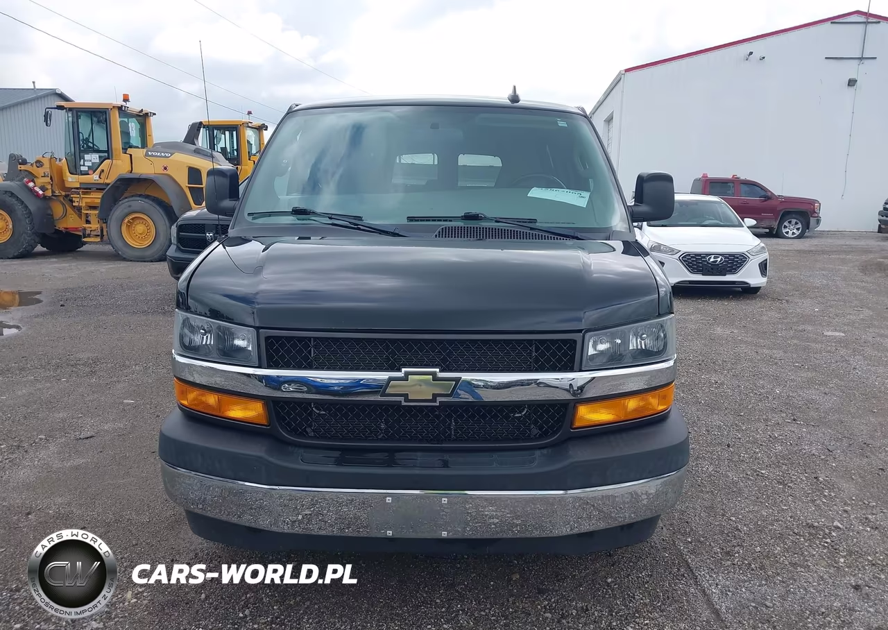 2018 Chevrolet Express 3500 Lt VIN:1GAZGPFG7J1283632 - 12