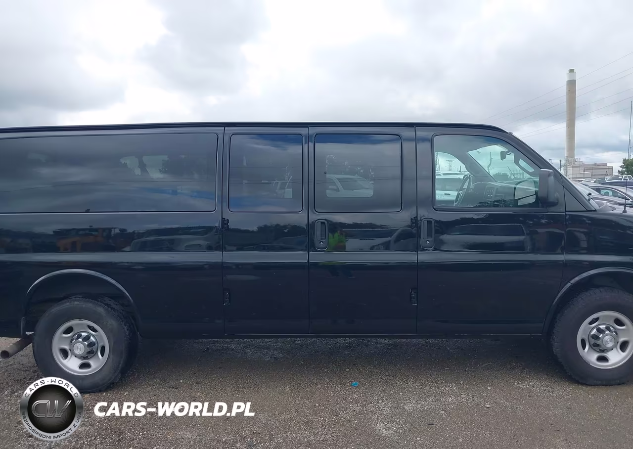 2018 Chevrolet Express 3500 Lt VIN:1GAZGPFG7J1283632 - 13