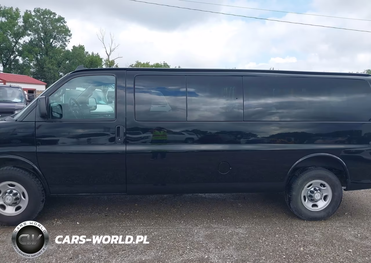 2018 Chevrolet Express 3500 Lt VIN:1GAZGPFG7J1283632 - 14