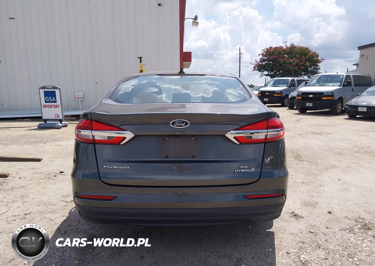 2019 Ford Fusion Hybrid Se VIN:3FA6P0LU3KR258686 - 17