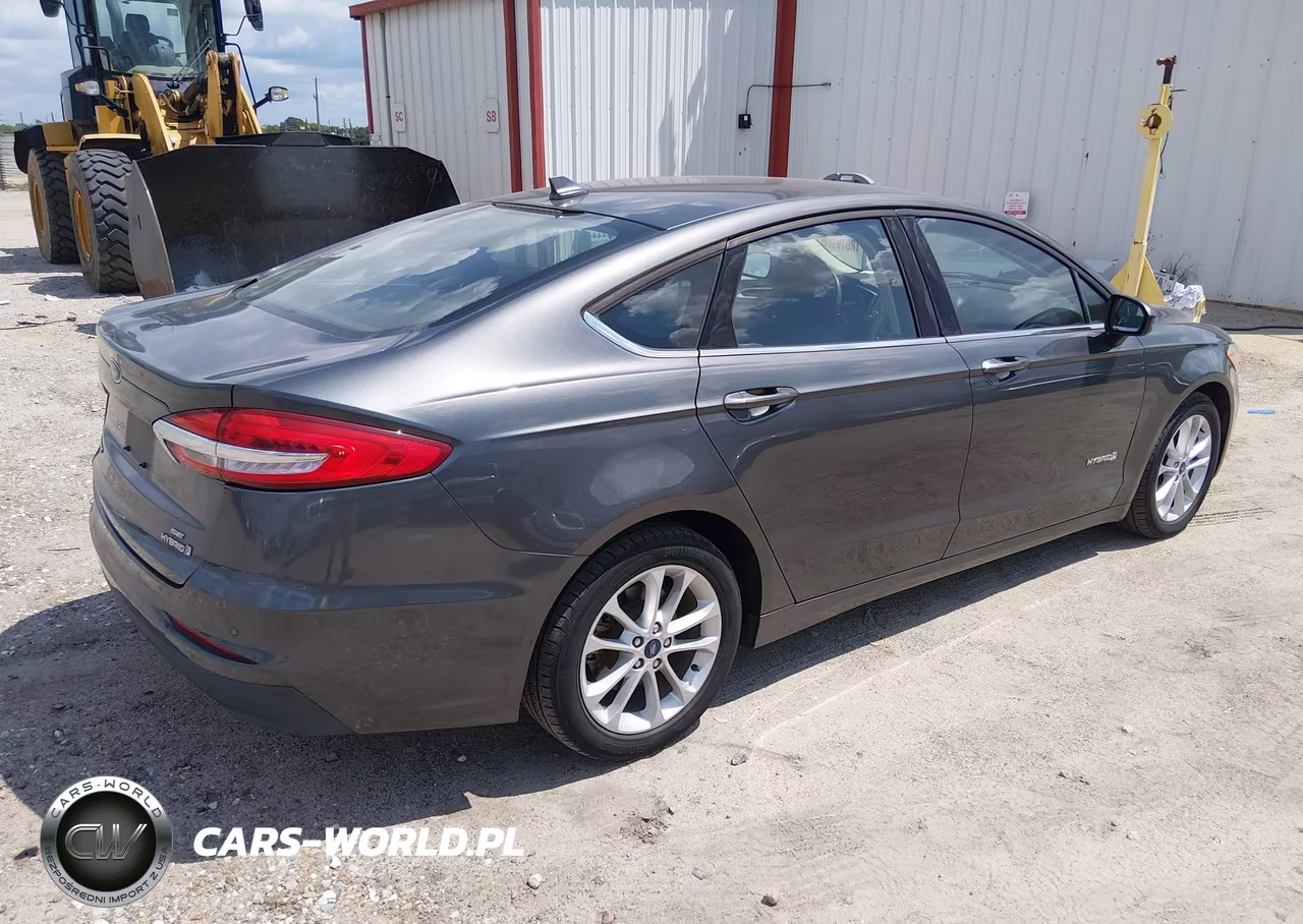 2019 Ford Fusion Hybrid Se VIN:3FA6P0LU3KR258686 - 4
