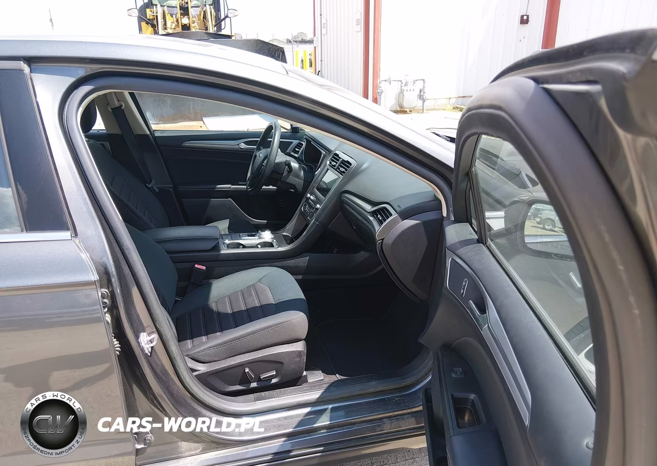 2019 Ford Fusion Hybrid Se VIN:3FA6P0LU3KR258686 - 5