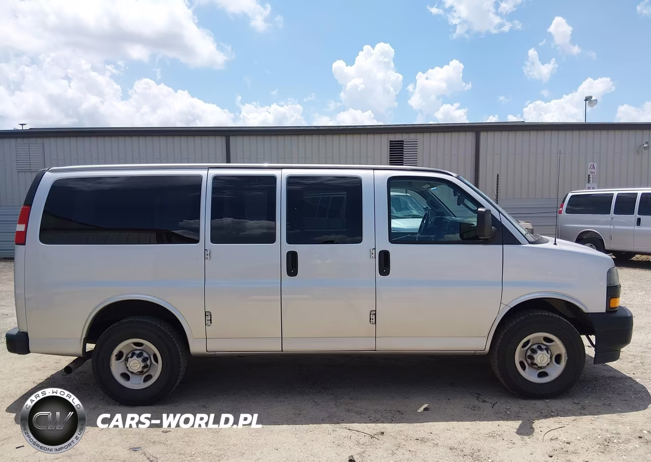 2021 Chevrolet Express Passenger Rwd 2500 Regular Wheelbase Ls VIN:1GAWGEFP6M1145169 - 14