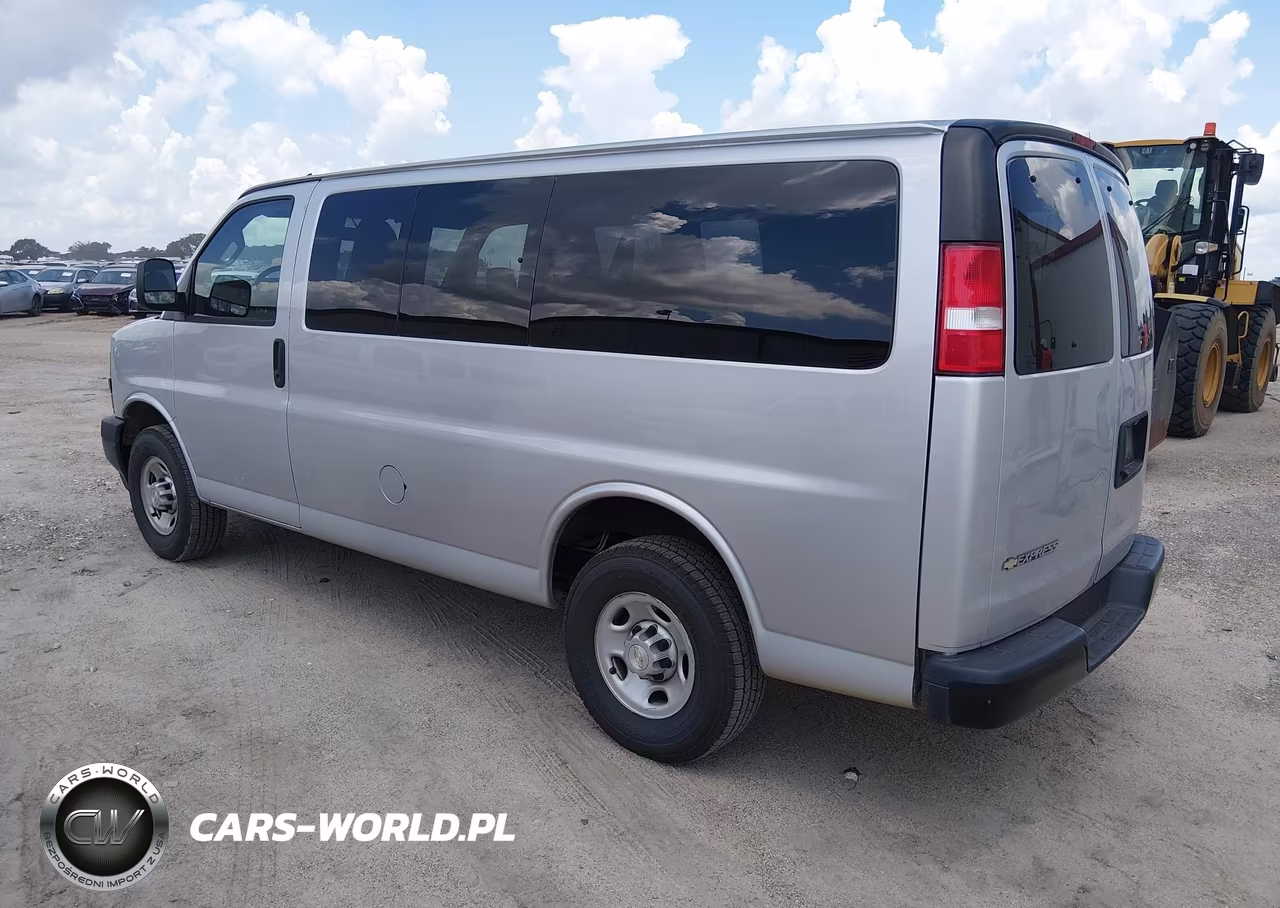 2021 Chevrolet Express Passenger Rwd 2500 Regular Wheelbase Ls VIN:1GAWGEFP6M1145169 - 3