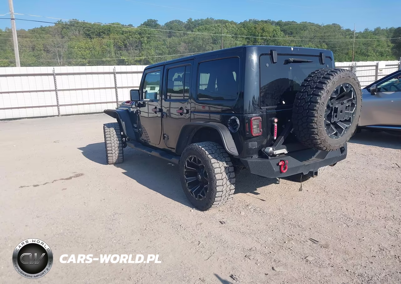 2011 Jeep Wrangler Unlimited Sahara VIN:1J4BA5H15BL557093 - 3
