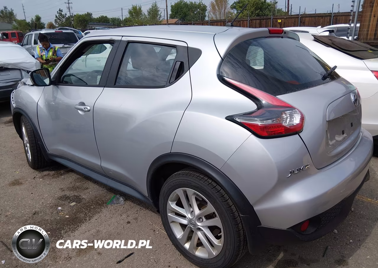 2015 Nissan Juke S VIN:JN8AF5MV4FT558970 - 3