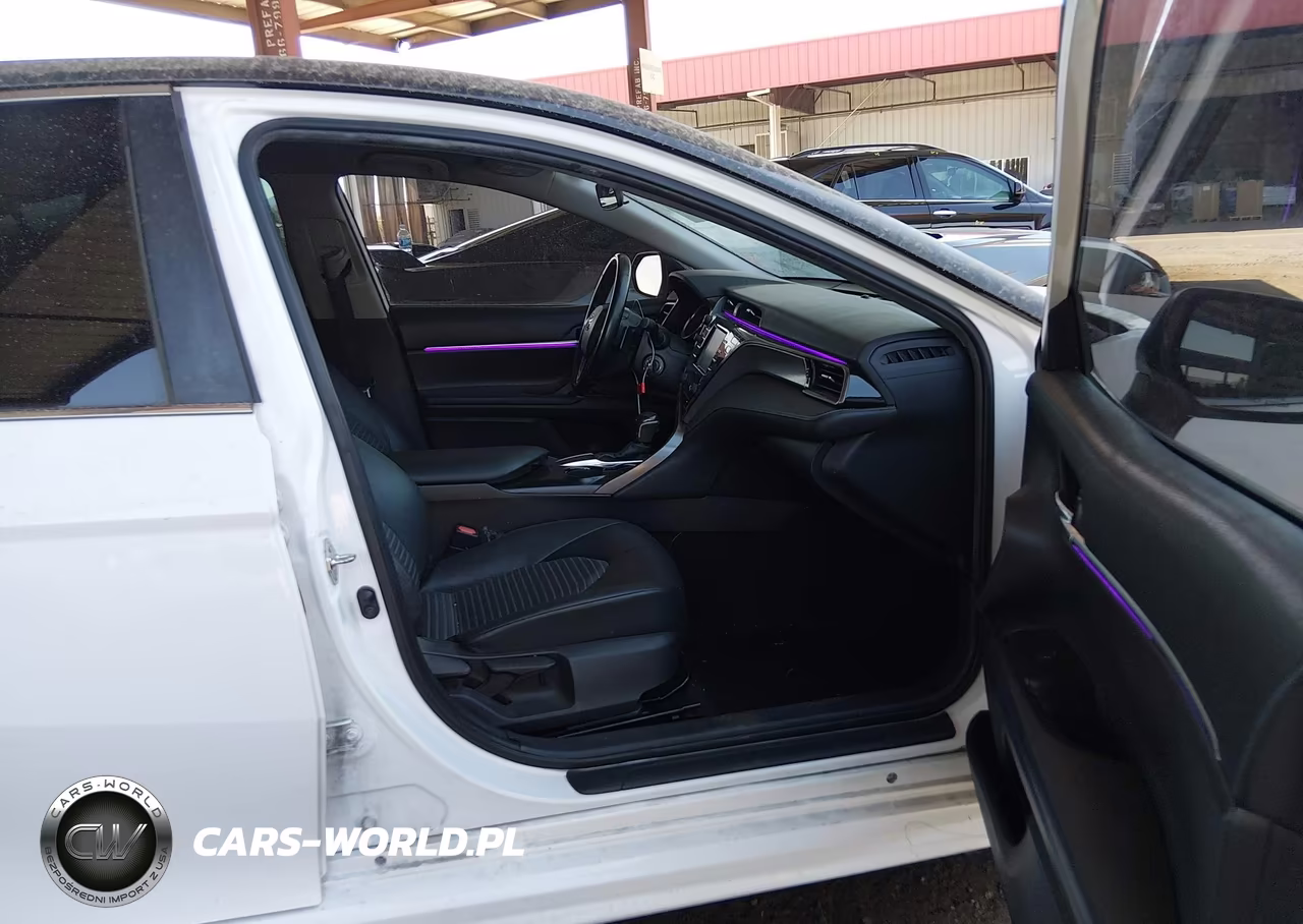 2020 Toyota Camry Se VIN:4T1G11AK1LU344155 - 5