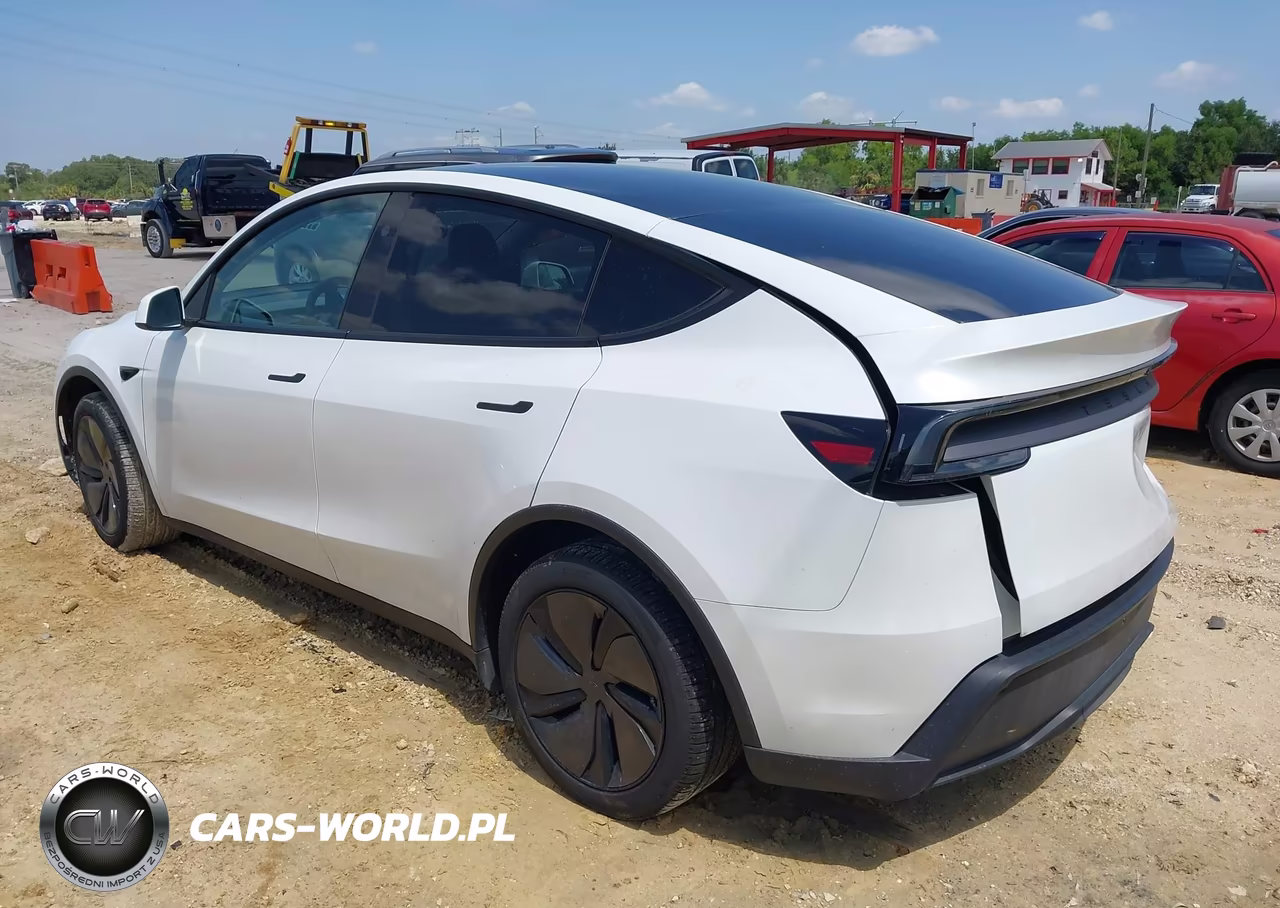 2026 Tesla Model Y Premium-Rear-Wheel Drive VIN:7SAYGDED1TA417070 - 3
