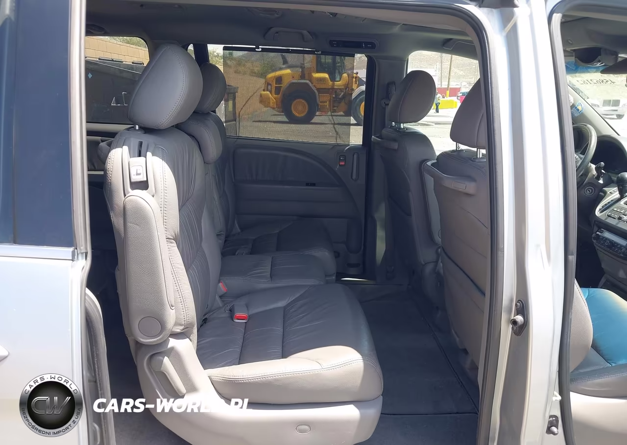 2010 Honda Odyssey Touring VIN:5FNRL3H9XAB096953 - 8