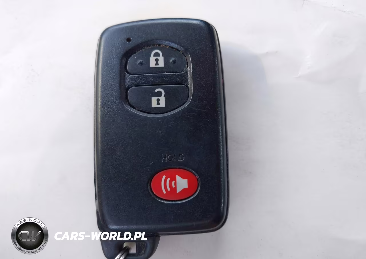 2013 Toyota Prius Three VIN:JTDKN3DU1D5569974 - 11