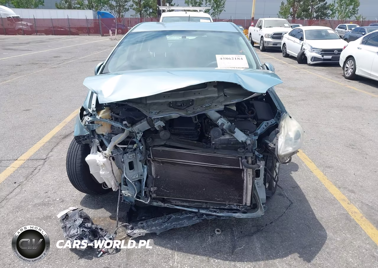 2013 Toyota Prius Three VIN:JTDKN3DU1D5569974 - 13