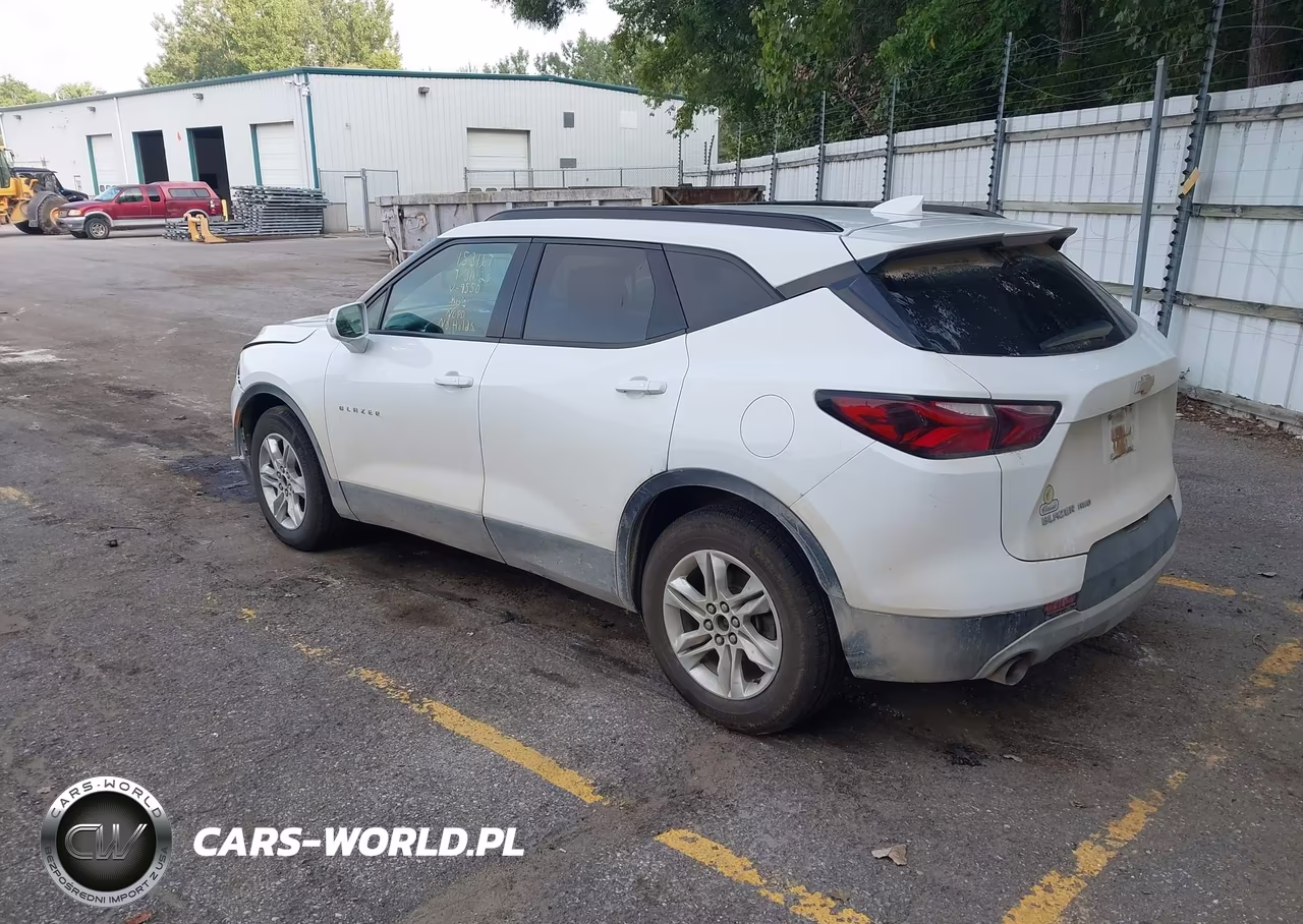 2020 Chevrolet Blazer Awd 2Lt VIN:3GNKBHR47LS649550 - 3