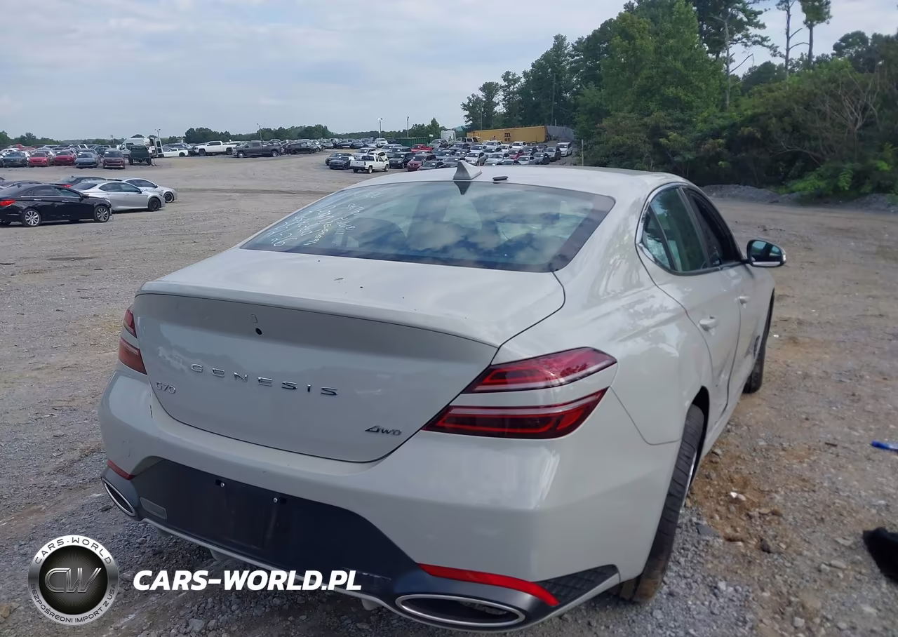2026 Genesis G70 2.5T Awd VIN:KMTG64SC2TU170127 - 4