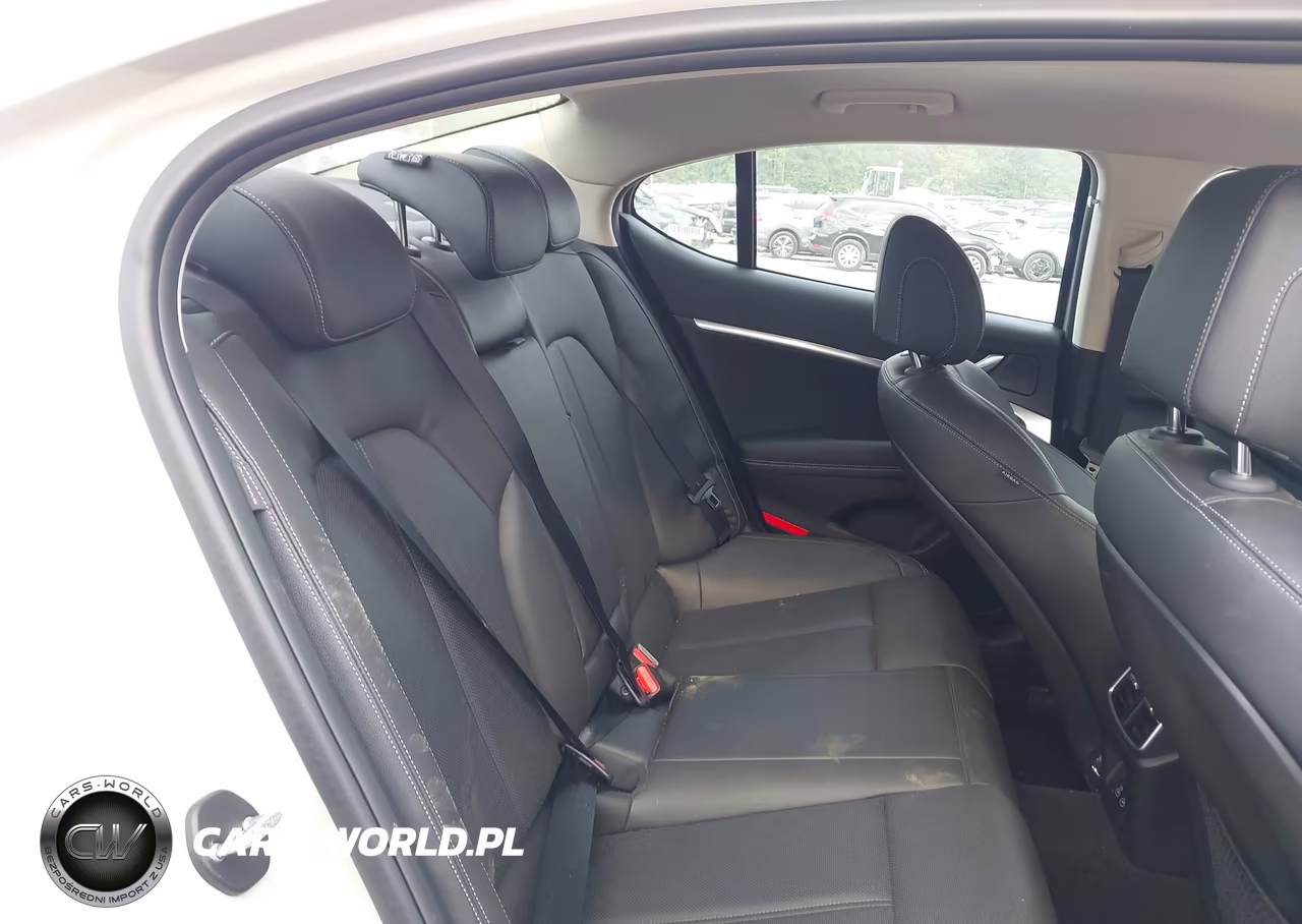 2026 Genesis G70 2.5T Awd VIN:KMTG64SC2TU170127 - 8