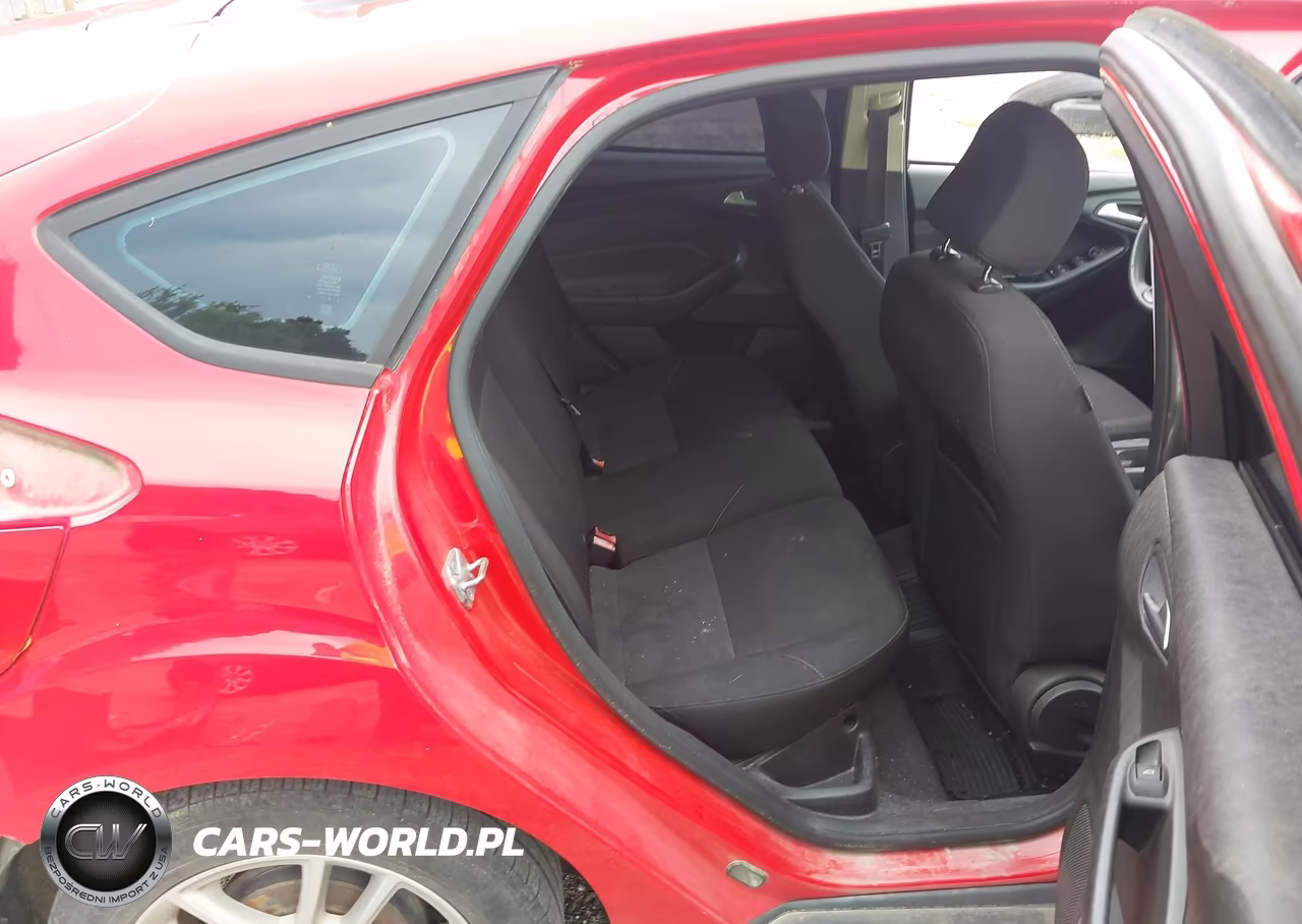 2015 Ford Focus Se VIN:1FADP3K26FL291825 - 8