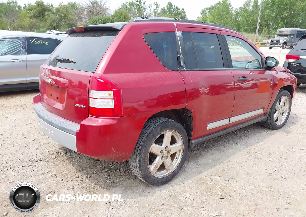 2007 Jeep Compass Limited VIN:1J8FT57W27D430553 - 4