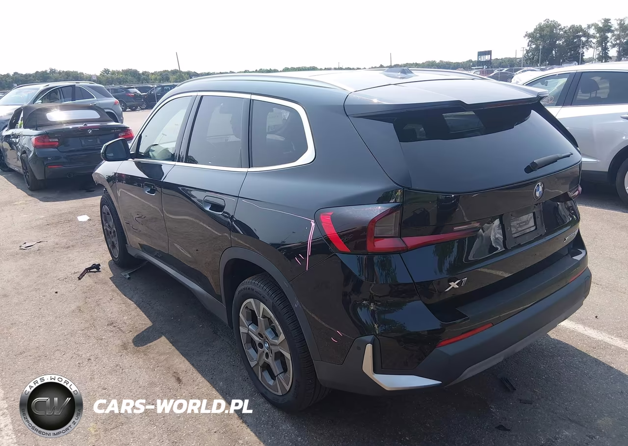 2023 BMW X1 xDrive28I VIN:WBX73EF0XP5X47194 - 3