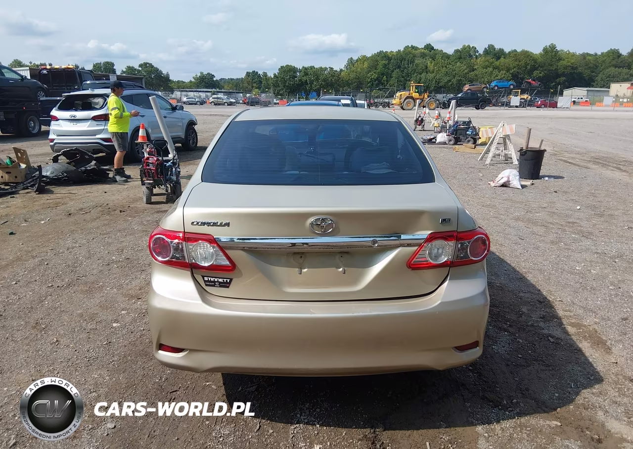 2013 Toyota Corolla Le VIN:5YFBU4EE4DP145305 - 16