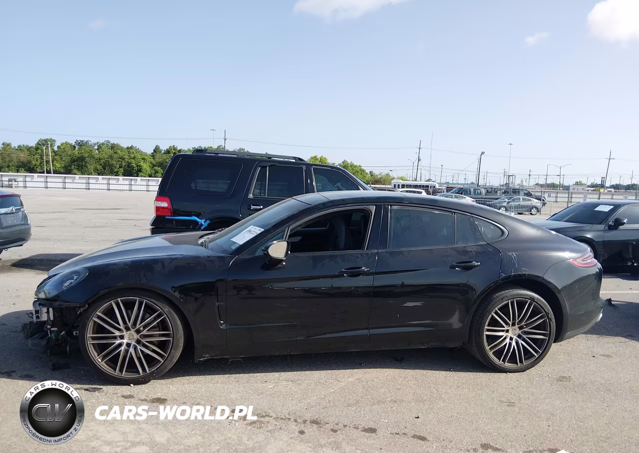 2017 Porsche Panamera 4 VIN:WP0AA2A77HL101071 - 15