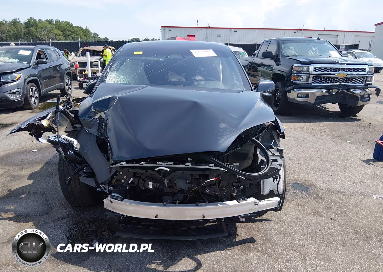 2024 Tesla Model X Long Range VIN:7SAXCDE53RF460062 - 12