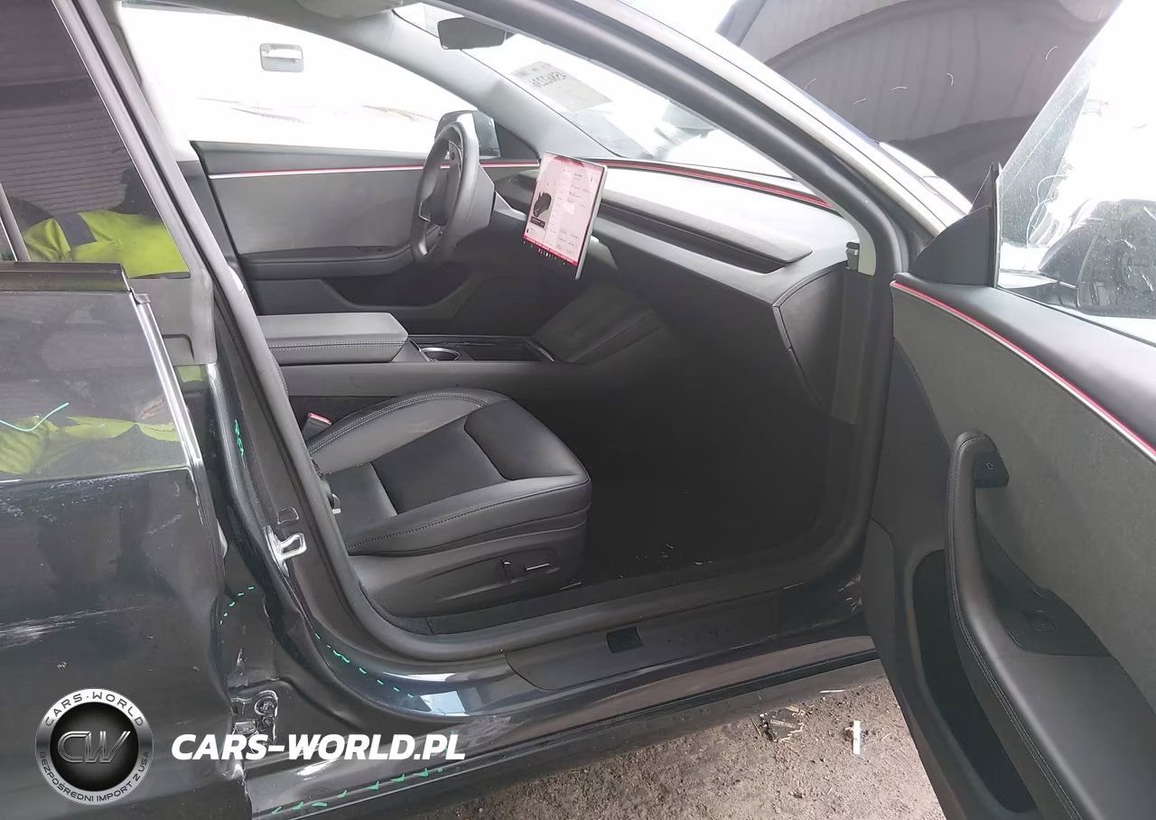 2025 Tesla Model 3 Long Range Rear-Wheel Drive-Standard Rear-Wheel Drive VIN:5YJ3E1EAXSF965023 - 5