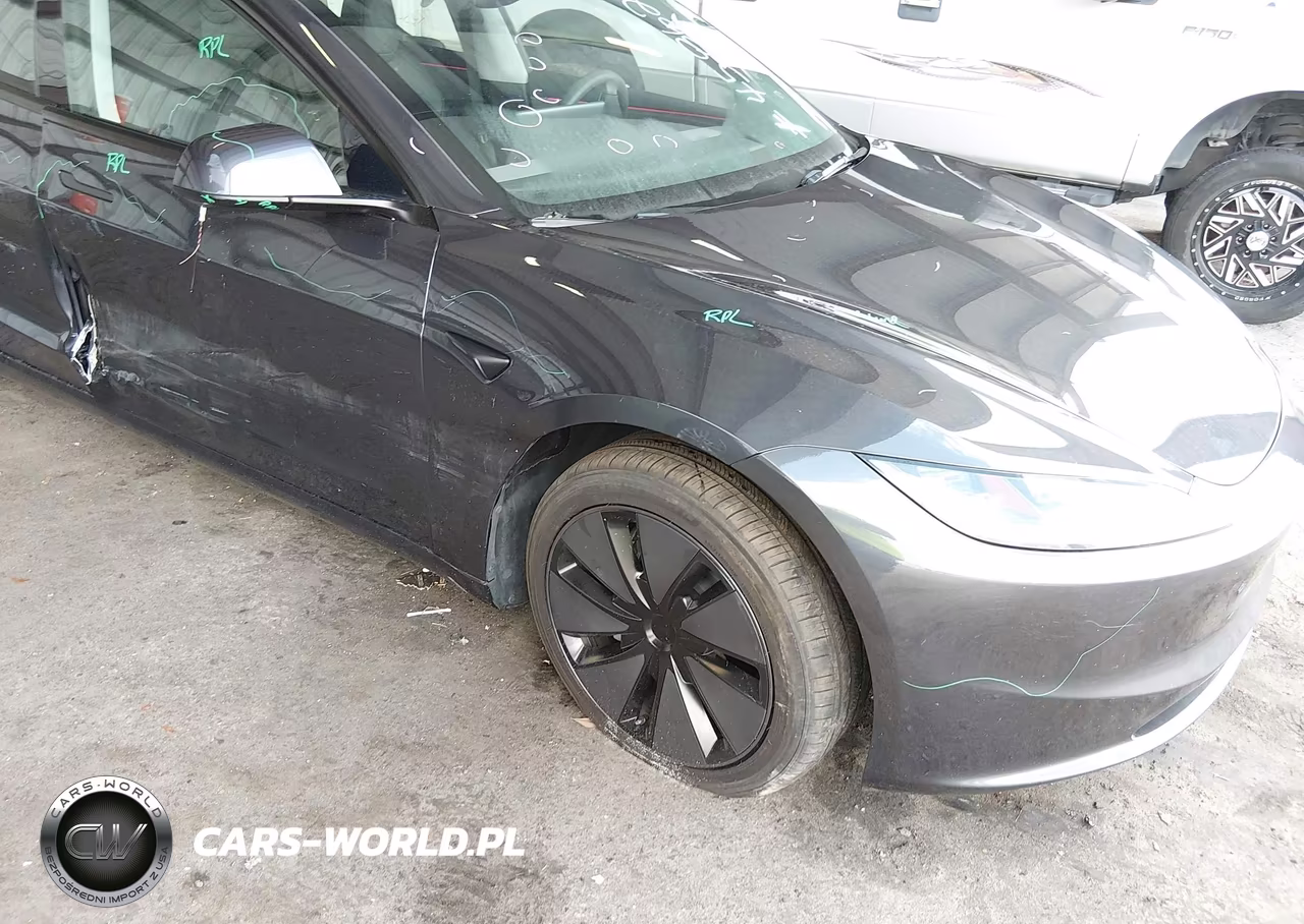 2025 Tesla Model 3 Long Range Rear-Wheel Drive-Standard Rear-Wheel Drive VIN:5YJ3E1EAXSF965023 - 6
