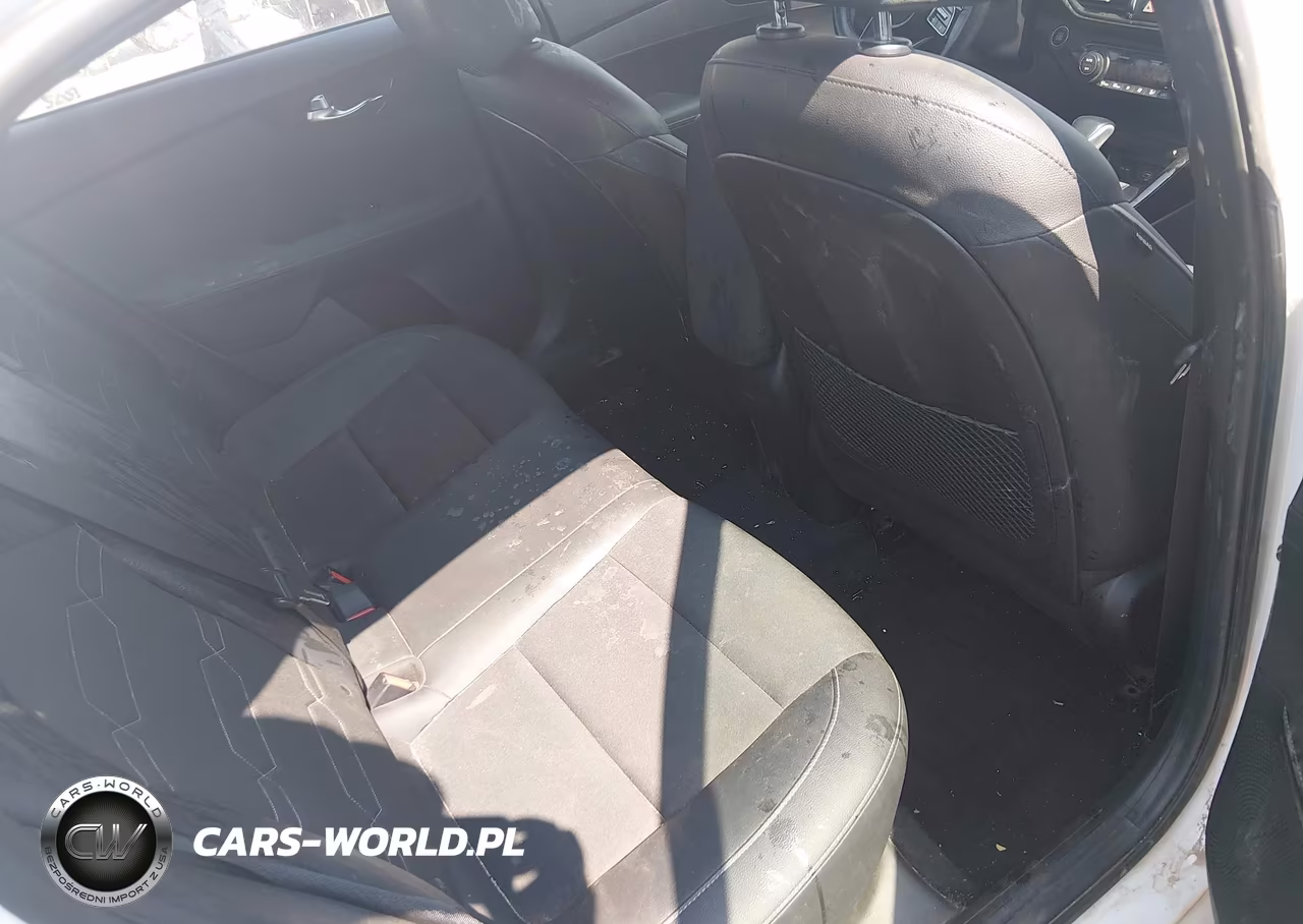 2023 Kia Forte Gt-Line VIN:3KPF54ADXPE518882 - 8