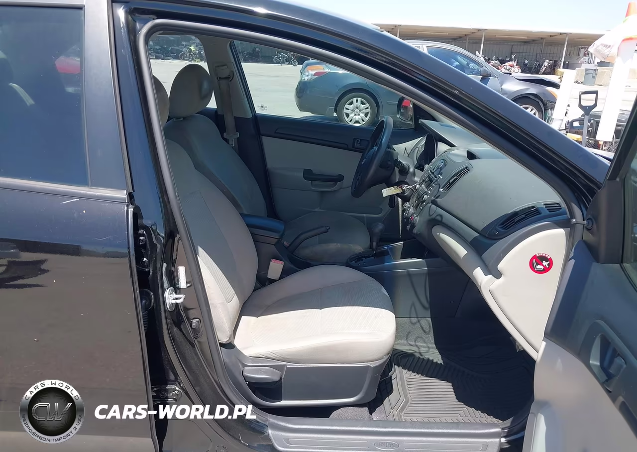 2010 Kia Forte Lx VIN:KNAFT4A20A5865769 - 5