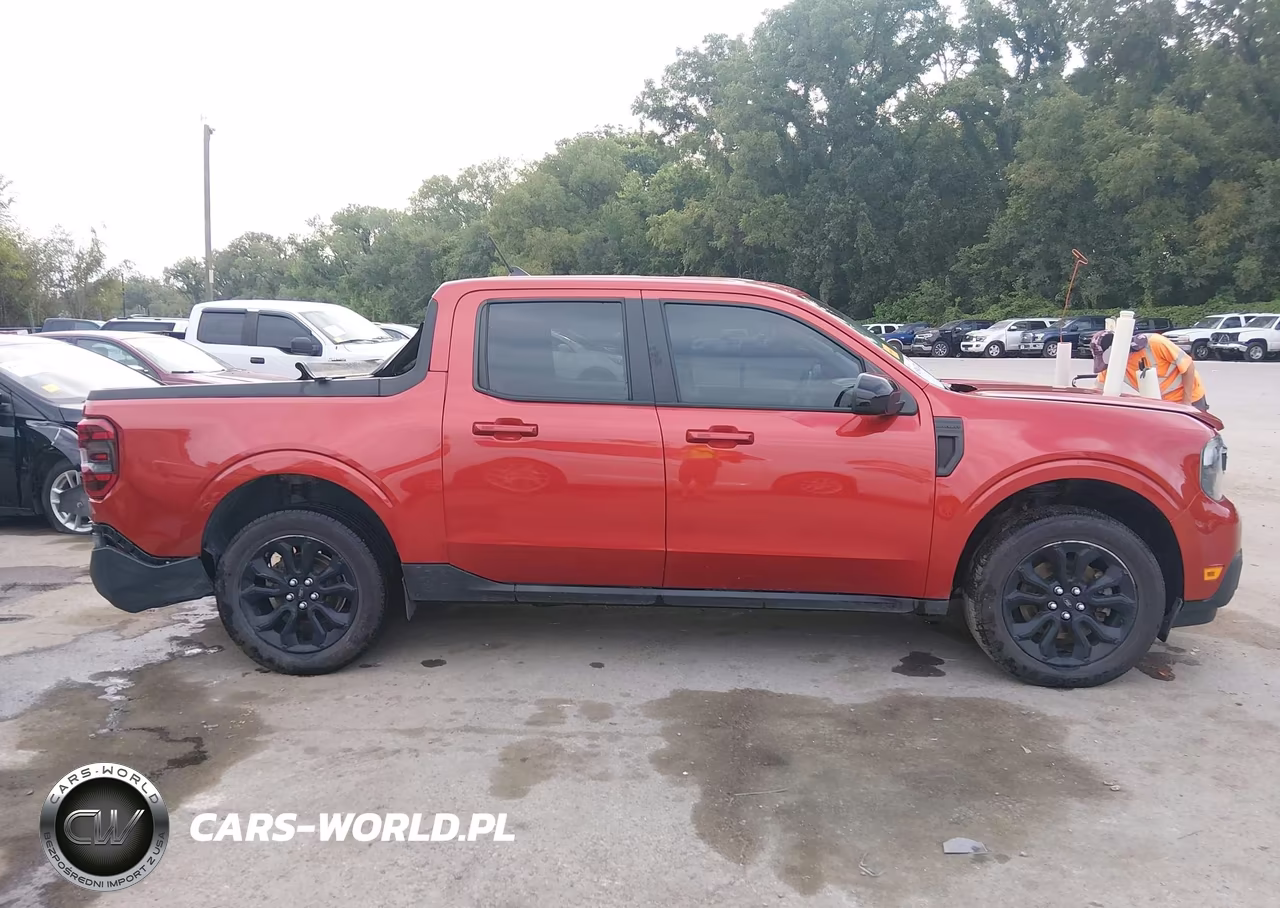 2023 Ford Maverick Lariat VIN:3FTTW8F93PRA25694 - 13